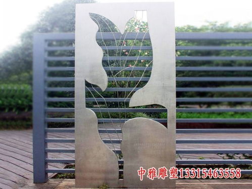 不銹鋼商業街彩繪大樹造型雕塑 桂林白鋼彩繪雕塑制作廠家